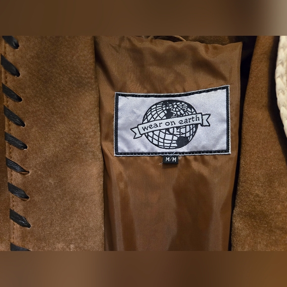 Wear On Earth brand. Leather jacket/ blazer. Size Med. 2 pockets. Metal button. - Picture 3 of 13